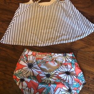 Trendy cute bathing suit! Women’s Small